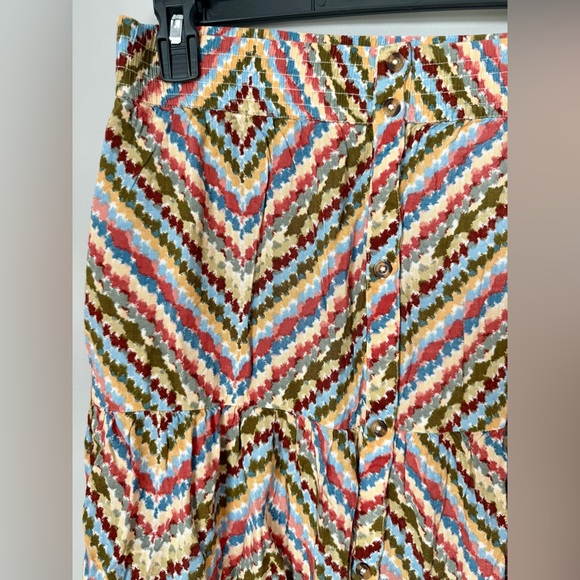 Multicolor Chevron Bohemian Style Tiered Button-Front Women's Midi Skirt - Picture 2 of 3